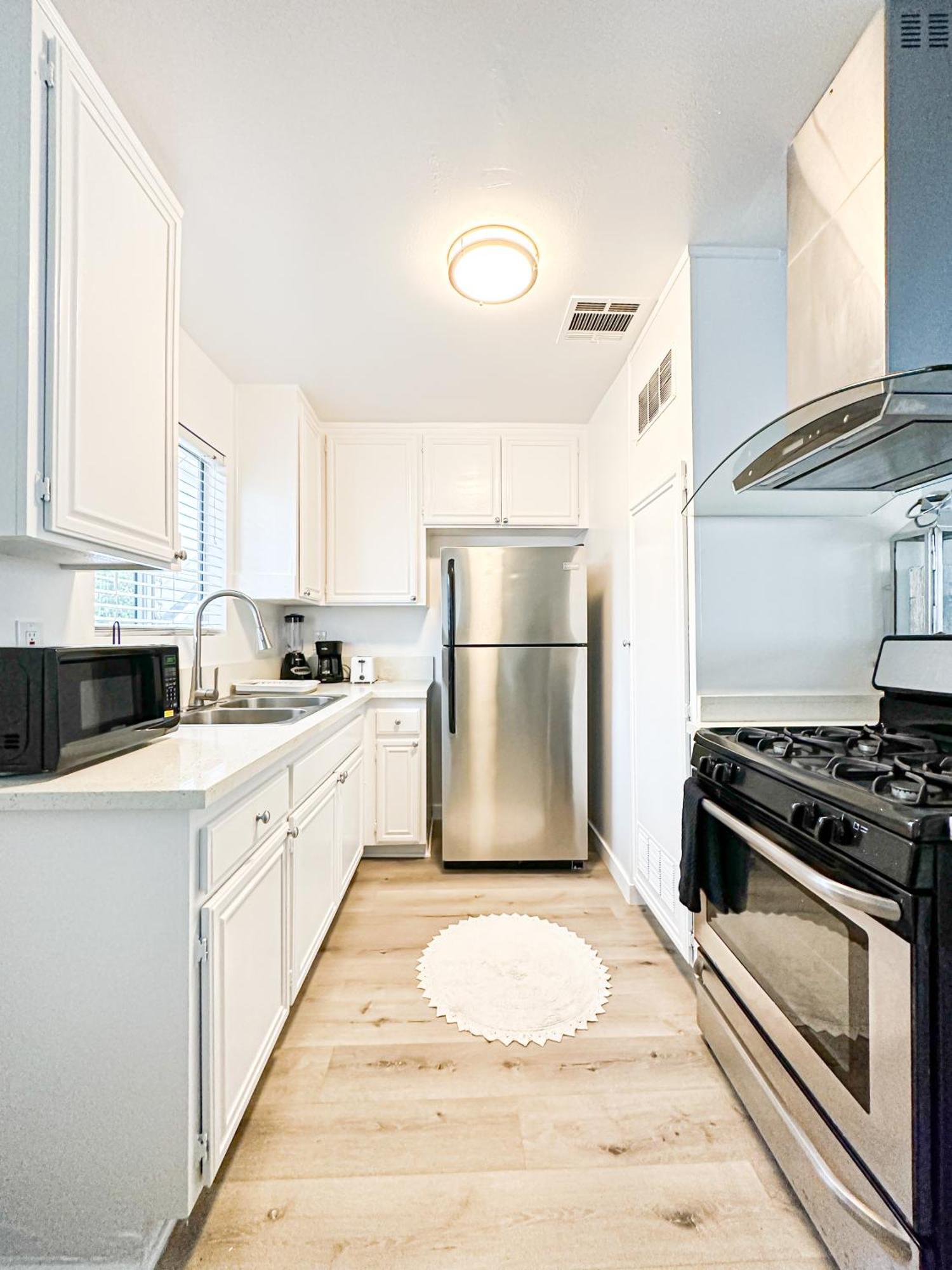 Charming 2-br, 2-story In Heart Of La - Br4 Сasa de vacaciones Los Ángeles